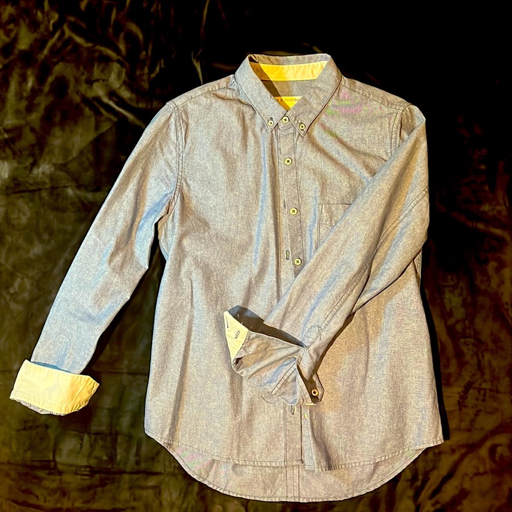 Chambray Rag &Bone long sleeve front pocket button down shirt